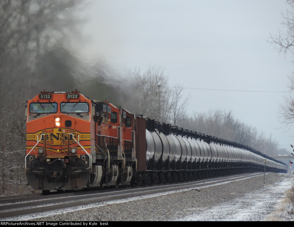 BNSF 5132 on B105